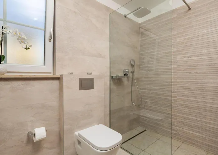 3 Bedroom In Vakantiehuis Kornić