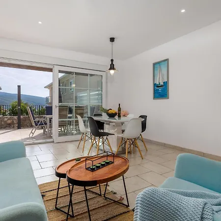 بيت للعطل 3 Bedroom In *