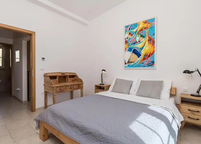 3 Bedroom In Case de vacanță Kornić