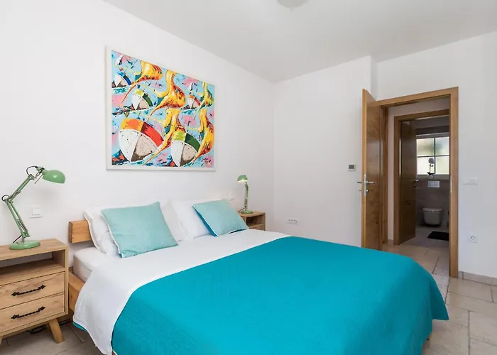 Case de vacanță 3 Bedroom In Kornić