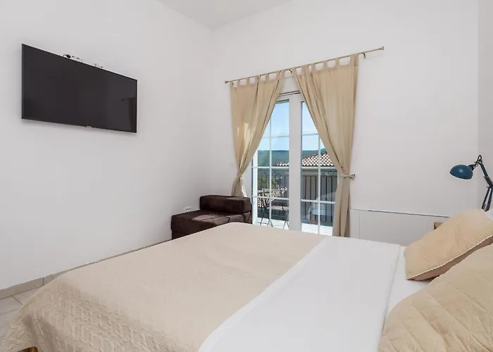 3 Bedroom In Case de vacanță